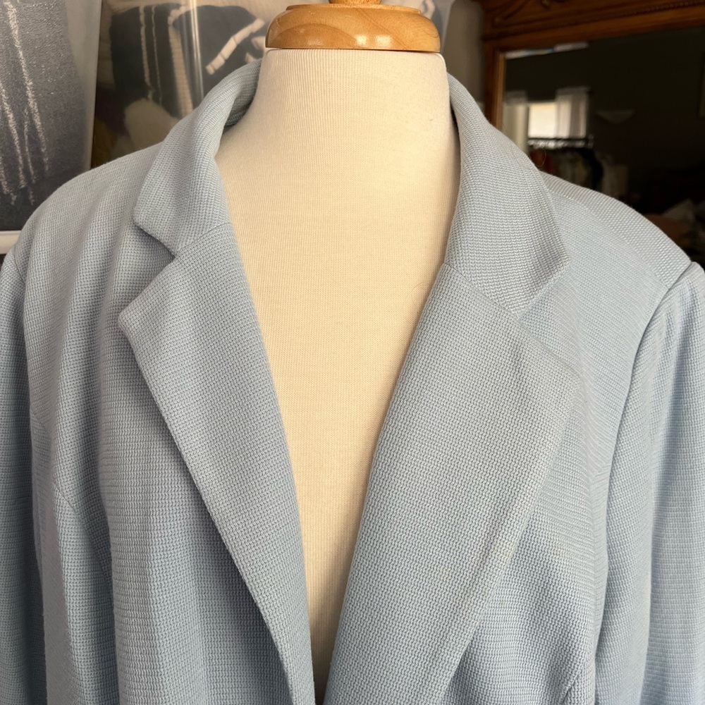 Baby Blue Jacket - Picture 3 of 9
